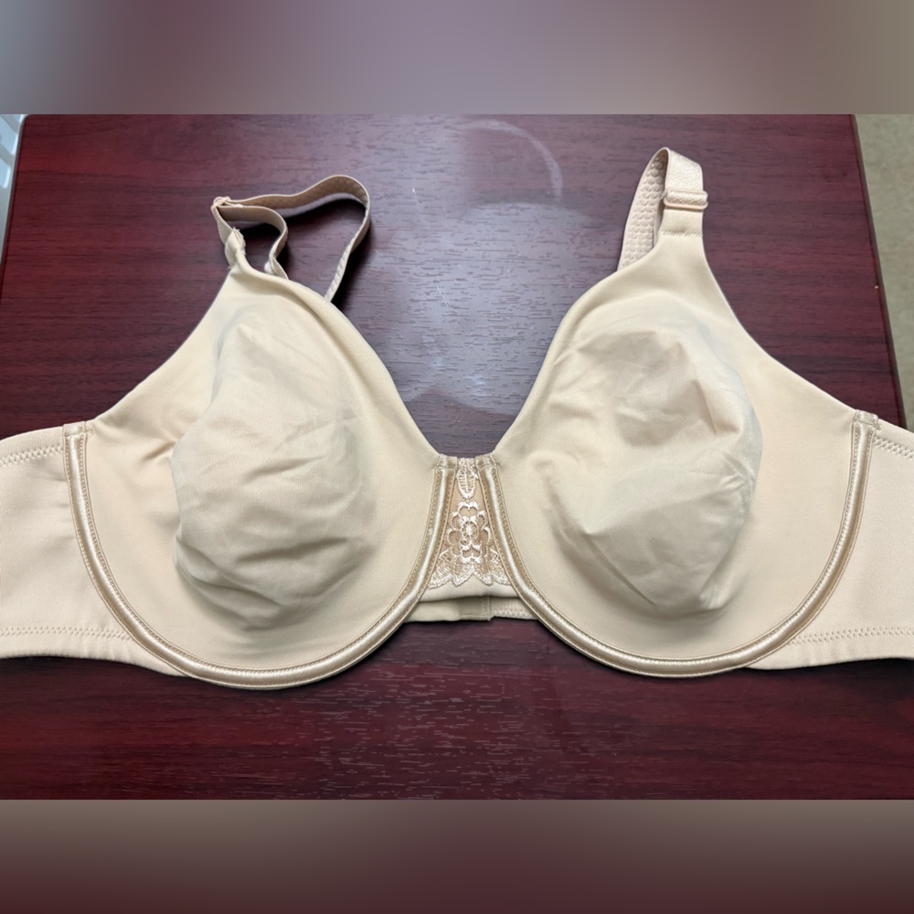Vanity Fair Elegant Cream Underwire Bra 42 C